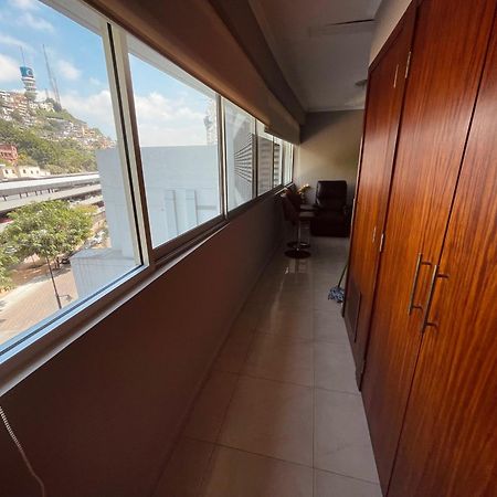 Suite Ejecutiva En Riverfront 2 Puerto Santa Ana Guayaquil Exterior photo